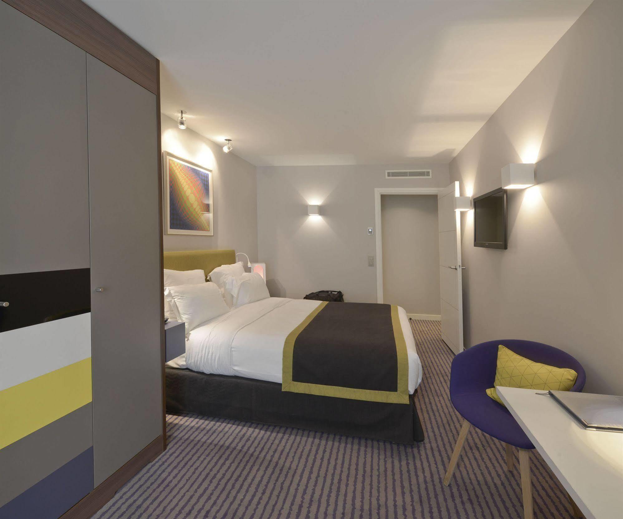 Hotel Le Mareuil Παρίσι Εξωτερικό φωτογραφία